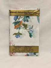 Vtg Springmaid Metropolitan Museum of Art Two Standard Pillow Cases No-Iron  NIP picture