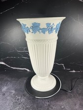 VTG 1960s WEDGWOOD ENGLAND QUEENSWARE 13”H BLUE ON CREAM COLOR TRUMPET VASE picture