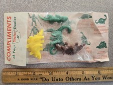 VINTAGE 1961 SINCLAIR Gasoline Promo Figures picture