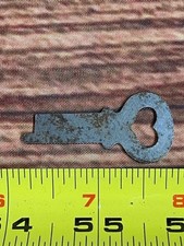 Vintage steel flat key oval head heart shaped hole key Collectible  picture