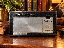 Vintage Universal Deluxe 14 Transistor Radio Japan 9V Black Silver Untested picture