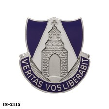 St. Augustine College ~ Veritas Vos Liberabit ~ US Army ROTC DUI Crest Pin NEW picture