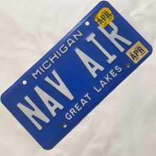 2006 Michigan License Plate Great Lakes Blue NAV AIR (Naval Air Systems Command) picture