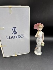 Lladro Porcelain Figurine 
