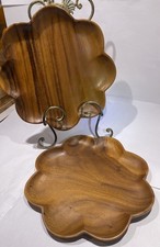 Vintage Lina Vizcarra Oandasan Philippines Wood Flower Serving Trays Set of 2 picture