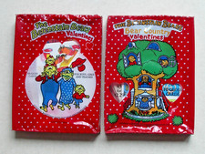 LOT OF 2 VINTAGE BERENSTAIN BEARS VALENTINES DAY CARDS 1984 CARDS - NEW SEALED picture