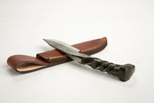 8+” Hunting Survival Combat Knife HAND FORGED CARBON STEEL Railroad Spike Rugged picture