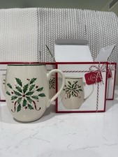 Lenox Holiday Cocoa Mugs Set of 4 NEW IN BOX 18oz Christmas Holly & Berries picture