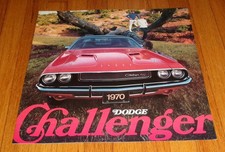 Original 1970 Dodge Challenger Deluxe Sales Brochure Catalog R/T SE picture