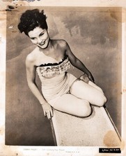 HOLLYWOOD DEBRA PAGET SWIMSUIT STUNNING PORTRAIT 1950s VINTAGE ORIG PHOTO MA94 picture