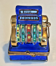 LIMOGES IMPORTS COLLECTOR PORCELAIN FIGURINE trinket treasure BOX SLOT MACHINE picture