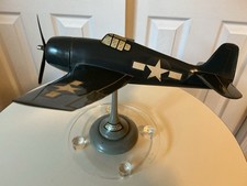 VINTAGE 1940S TOPPING MODELS GRUMMAN F6F HELLCAT FACTORY ACETATE DESK REPLICA picture