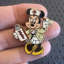 NURSE vintage 2001 Disney Minnie Healthcare Pin 5017 picture