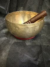 Very deep sounding Refloxoligy Healing Yoga handmade Singing Bowl 7.6