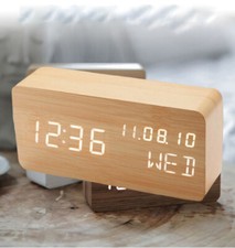 Clock Wood Digital Alarm Time Date(MM/ DD/ YY) Day of The Week Temperature Desk picture