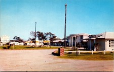 Postcard SC Myrtle Beach Monticello Motor Lodge Route 17 Dexter Press 1955 V165 picture