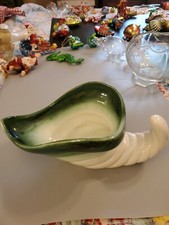 Regal Hull USA Cornucopia #307 Deco Style Vase Hollywood Regency THANKSGIVING picture