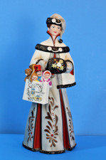 Avon 1999 President's Club Award Mrs. Albee Porcelain Figurine 9.75” LNC picture