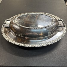 Vintage Briarcliff Oneida Ltd. Silver Queen Bess 2 piece Serving Dish picture