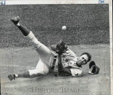 1969 Press Photo Don Kessinger stops grounder in Washington, D.C. All Star game picture