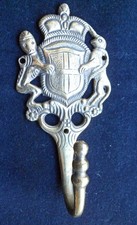 EHI VTG BRASS PEERAGE MADE IN ENGLAND BRITISH ARMY GEN'L SERVICE CORPS COAT HOOK picture