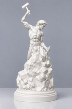“Self Made Man” Sculpture — 22 cm | Decoration picture