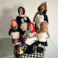 VTG set of 6 Byers Choice LTD:5X 1988 The Carolers 14-10”ht & 1 Dog 1989 4”ht picture
