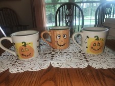3 VTG Hartstone Halloween Mugs 2 