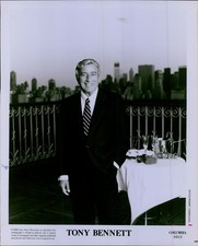 LG794 1996 Original Andrew Eccles Photo TONY BENNETT Iconic Jazz Singer Star picture