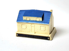Vintage BANTHRICO Coin Bank 