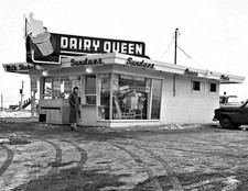 1950'S DAIRY QUEEN SUNDAES 5X7 REPRINT picture