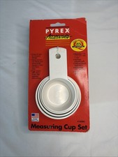 Vintage Pryex Off White Colored Measuring Cups In Original Packaging From 1995. picture