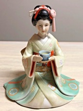 VTG Maiden of the Treasured Tea Tokutaro Tamai Figurine Franklin Porcelain 1984 picture