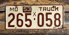 1953 Missouri TRUCK License Plate 265-058 picture