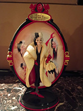 The Bradford Exchange Disney Cruella de Vil Legendary Villains Figurine 2003 picture