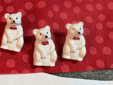 Lot fo 3 Vintage Resin Buttons Polar Bears 5/8