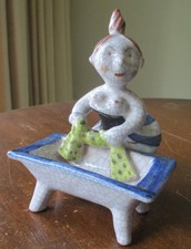 VINTAGE WALTER BOSSE KARLSRUHER MAJOLIKA WASHING LADY WASHER WOMAN FIGURINE 1956 picture