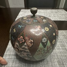 Antique Japanese Meiji-era cloisonné lidded jar picture