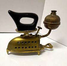 Vintage rara brass open and matching trivet picture