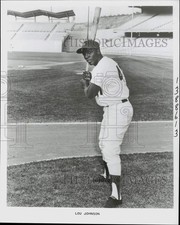 1967 Press Photo Los Angeles Dodgers Baseball Player Lou Johnson - kfx07006 picture
