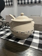 Longaberger Woven Traditions Soup Tureen Classic Blue Lid + Ladle Vintage 1990s picture