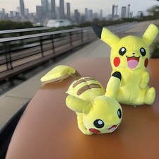 Pokemón Pikachu Plush Buddle (Set of 2) picture