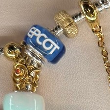 2026 Disney Parks Epcot Murano Pandora Charm ONE MURANO CHARM ONLY NeW picture