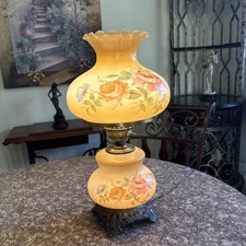 Gorgeous Vintage Gone With The Wind Hurricane 3-way parlor lamp 19” Tall picture