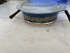 Vintage Pyrex Golden Bouquet 043 1.5  1 1/2 quart casserole Promotional 1965 picture