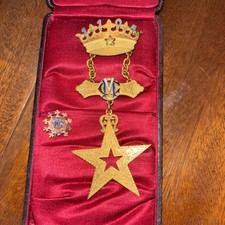 VINTAGE ~ ? Gold Plated VMC ROYAL ARCANUM MEDAL. picture