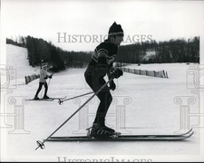1969 Press Photo Skier Jimmy Heuya demonstrates technique - net17417 picture