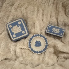 Wedgwood Jasperware Lot 3 Pieces Blue Trinket Boxes Pin Dish Made In England picture