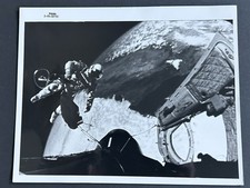 1965 NASA Gemini 4 First Spacewalk Astronaut Edward H. White Press Photo picture