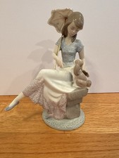 Lladro Collectors Society #7612 Retired “Picture Perfect” with Original Box picture